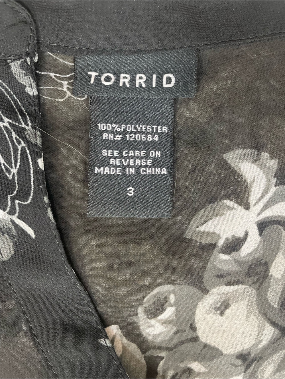 torrid Black and White Floral Chiffon Sheer High Low Coverup Tunic Duster - Picture 8 of 9